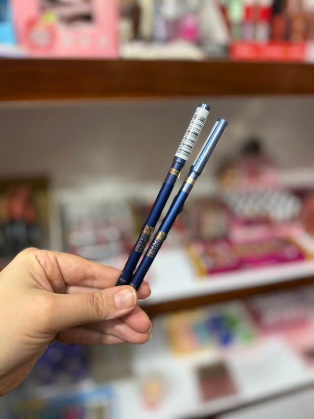 تصویر محصول مداد چشم شمعی استی لادر Estee Lauder ضد آب