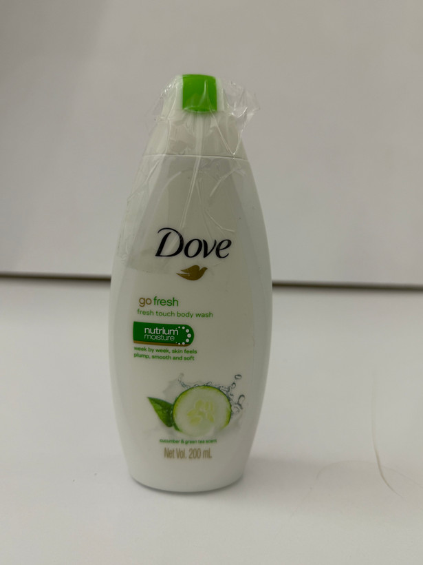شامپو بدن کرمی داو خیار و چای سبز Dove مناسب انواع پوست با خاصیت مرطوبکنندگی