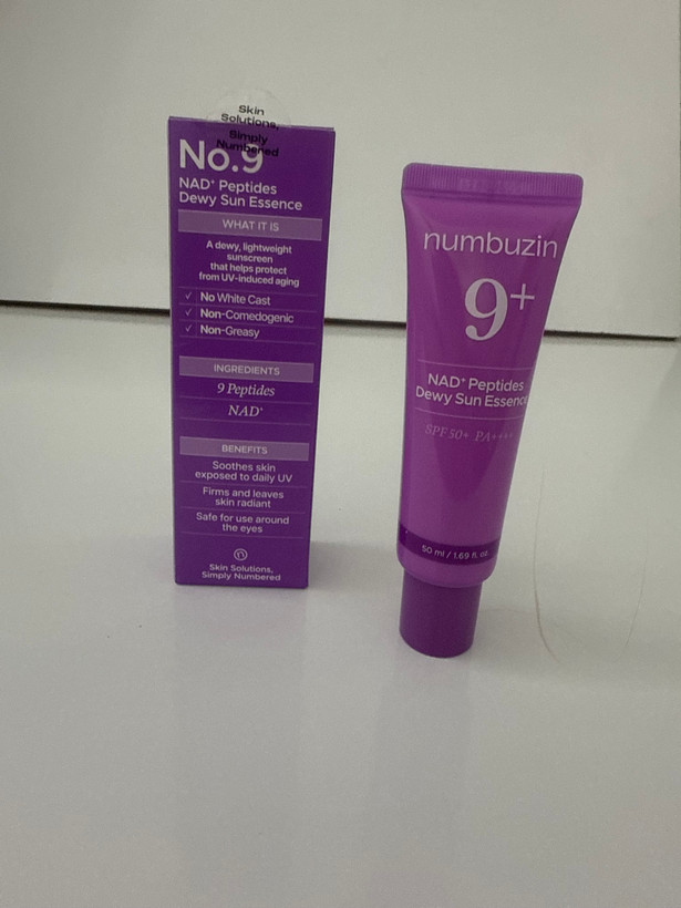 ضد آفتاب ضد چروک و درخشان کننده نامبوزین شماره ۹ Numbuzin SPF50